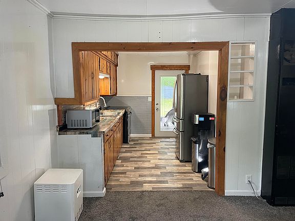 3rd image of 6757 Evanston Ave