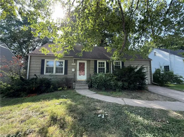 4928 Juniper St, Mission, KS 66205