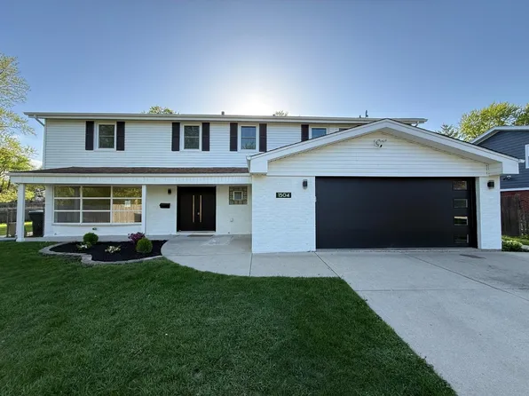 1504 Pfingsten Rd, Glenview, IL 60025