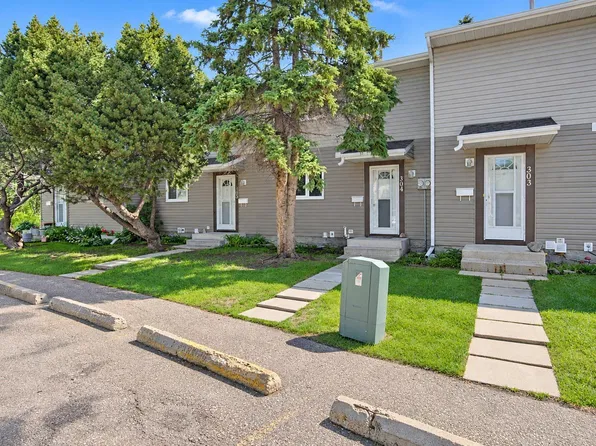 304 Spruce Gln, Spruce Grove, AB T7X 2J7