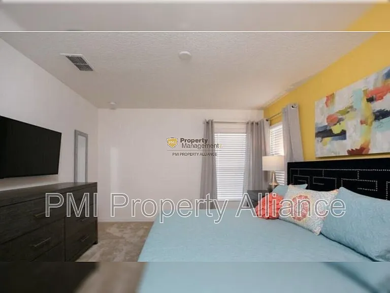 2149 Crofton Ave — Photo 14