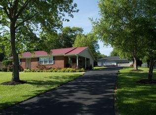 3700 Essary Dr, Knoxville, TN 37918