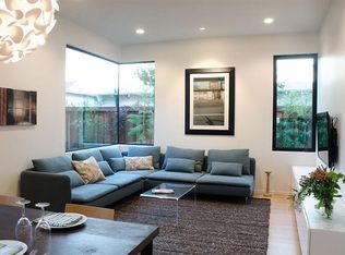 979 Aileen St, Oakland, CA 94608