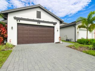 14803 Loggerhead Dr, Naples, FL 34120