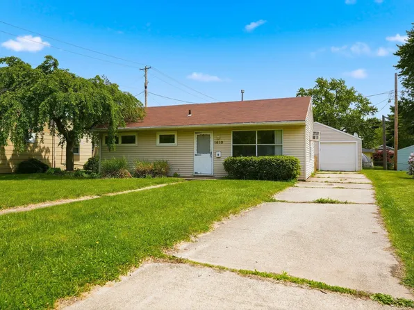 1610 Hillside Ave, Fort Wayne, IN 46805