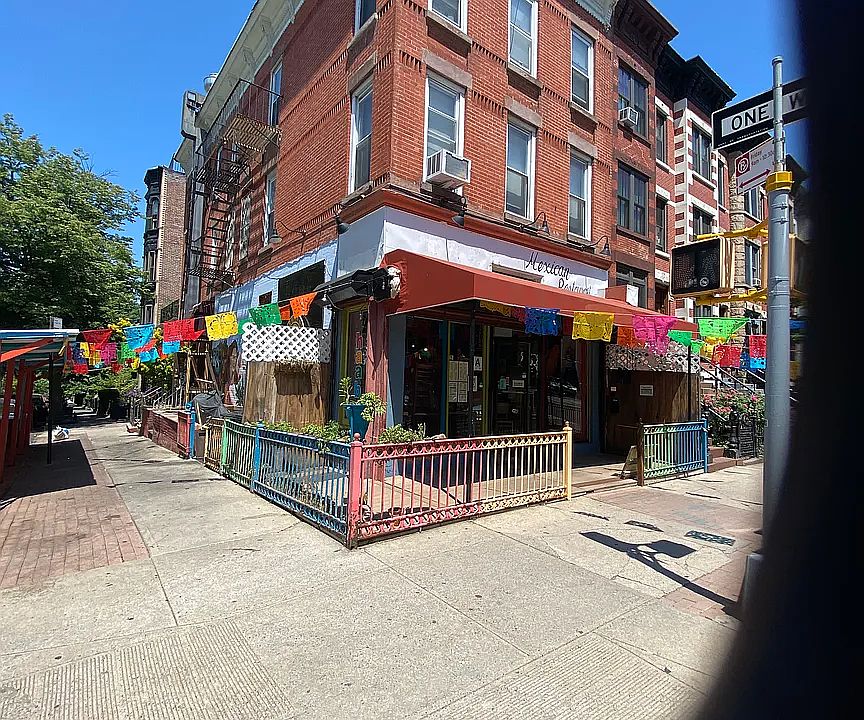 1st image of 396 6th Ave #1