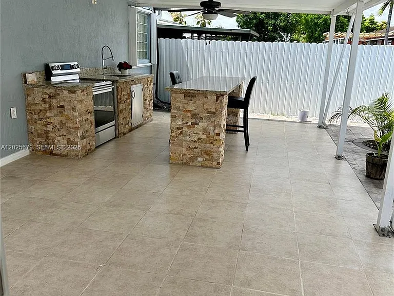 20301 NW 34th Ave — Photo 17
