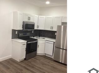 613 S 61st St #A, Philadelphia, PA