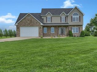 200 Brookside Dr, Worden, IL 62097