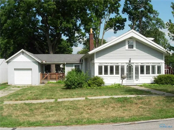 1737 Hinsdale Rd, Toledo, OH 43614