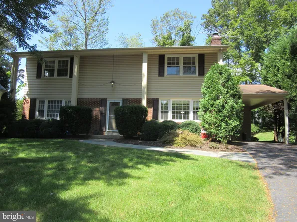 9307 Harness Horse Ct, Springfield, VA 22153