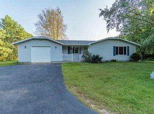 S3253 Buckhorn Rd, Reedsburg, WI 53959