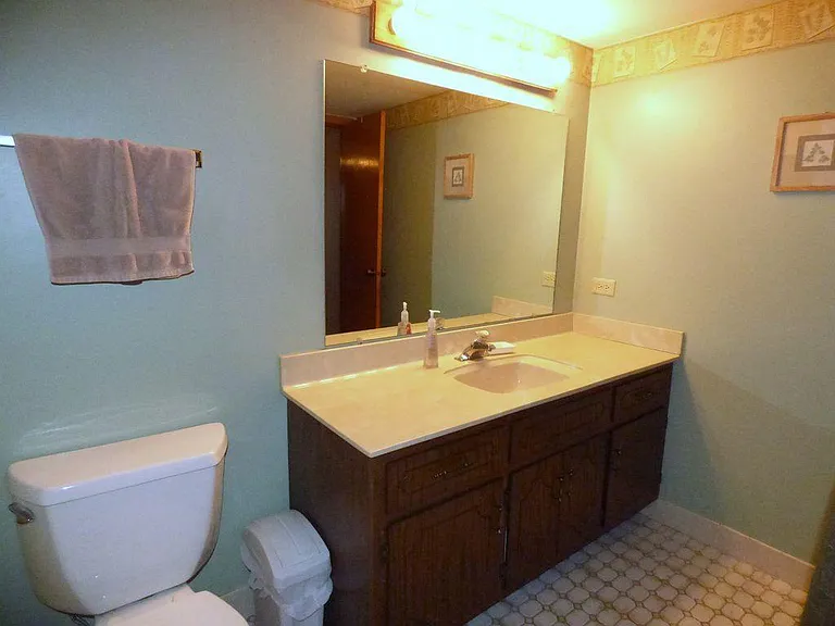10420 Circle Dr #22B — Photo 15