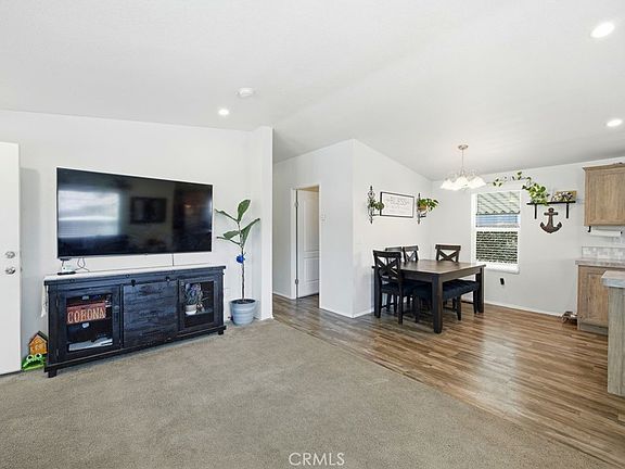 5th image of 105 E Balboa Ln #148
