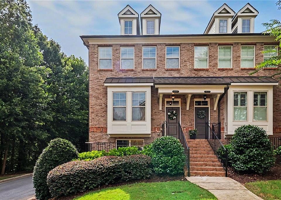 1st image of 7910 Willoughby Ct