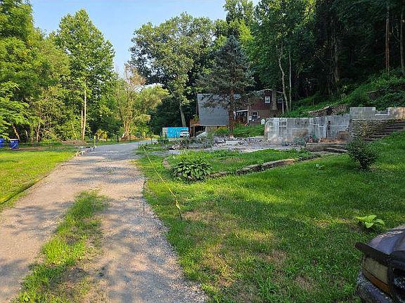 3rd image of 845 Conewago Creek Rd