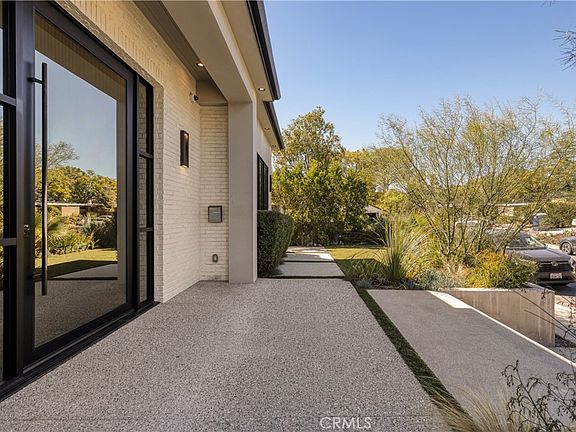 4th image of 4050 Contera Rd