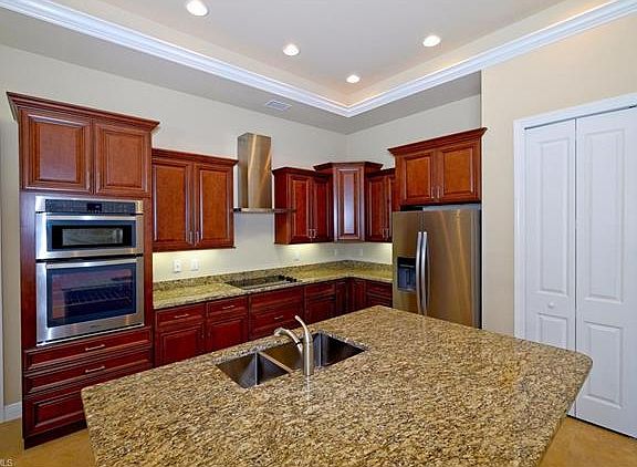 3rd image of 1804 SW 45th Ln
