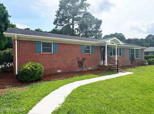 109 Foxwood Ln, Wilmington, NC 28409