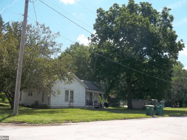 709 N Sycamore St, Creston, IA 50801