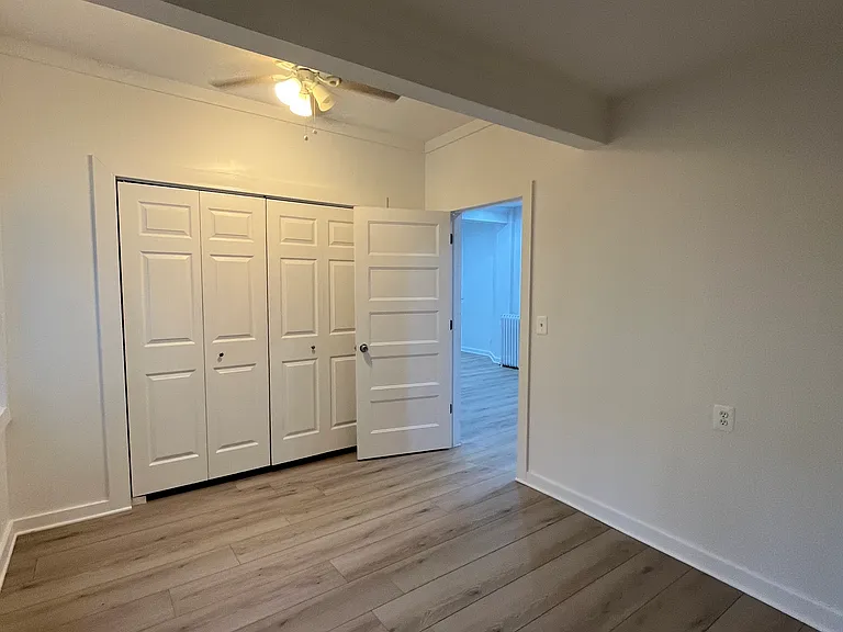 552 S Main St — Photo 10