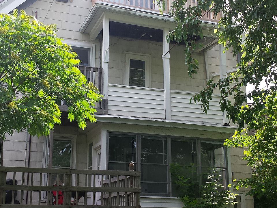 2nd image of 124 Proudfit St