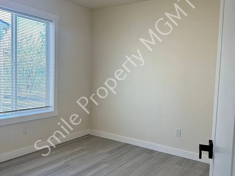 8504 SE Raymond Ct #A — Photo 14