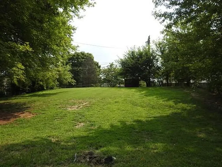 529 Morrison Dr — Photo 5