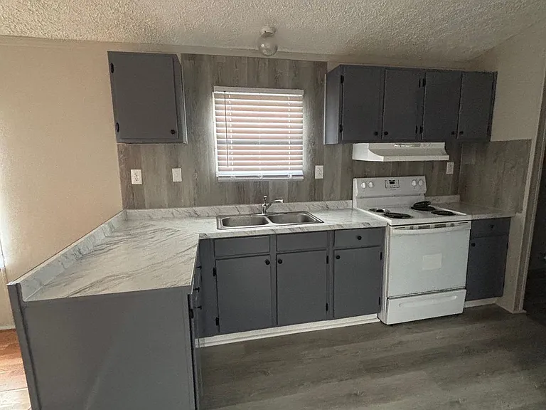 5964 Village Green Dr #17 — Photo 2