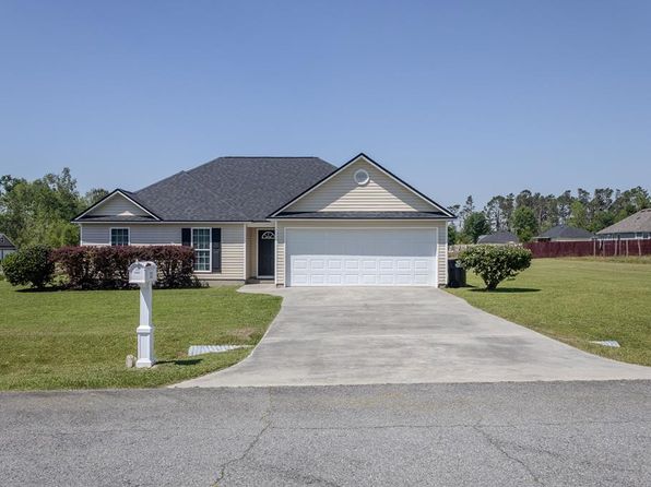 33 Palmetto Pines Cir, Ray City, GA 31645