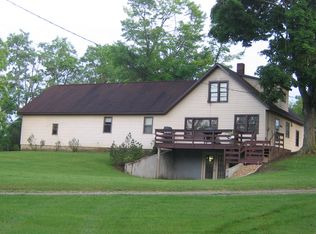 1013 W 300 N, Albion, IN 46701