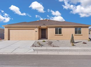 2401 Calle De Los Claveles, Belen, NM 87002