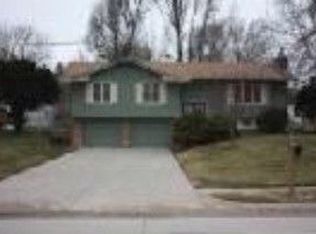 1208 Betz Rd, Bellevue, NE 68005