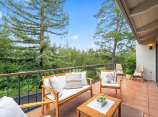 184 Sand Hill Cir, Menlo Park, CA 94025