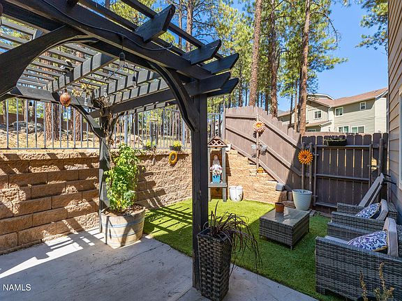 2nd image of 2501 W Mission Timber Cir