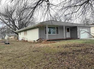 704 Geisinger Rd, Storm Lake, IA 50588