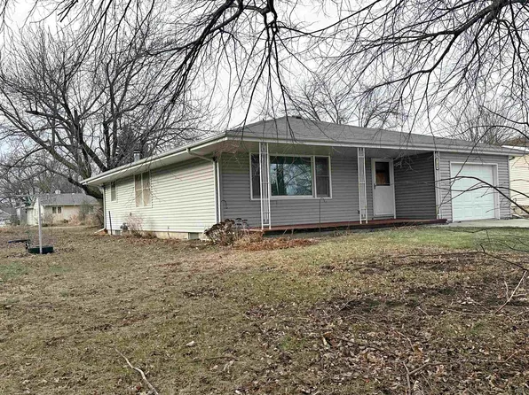 704 Geisinger Rd, Storm Lake, IA 50588