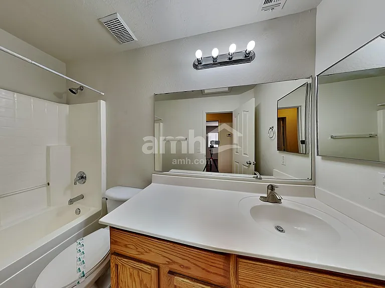 11635 W Retheford Rd — Photo 18