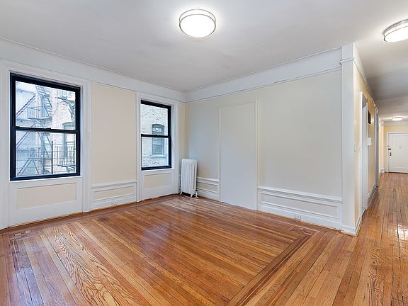 2nd image of 867 W 181st St APT 3L