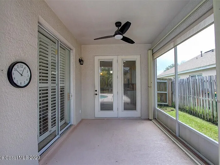 1648 Kestrel Ct — Photo 35