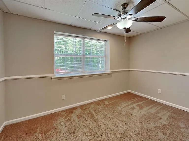 460 Highlander Way — Photo 13
