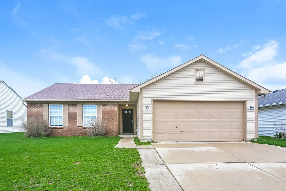9232 Whitecliff Way photo 1