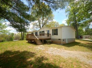 135 Hopkins Rd, Rocky Mount, VA 24151