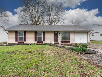 28 Countryside Ln, Fairview Heights, IL, 62208