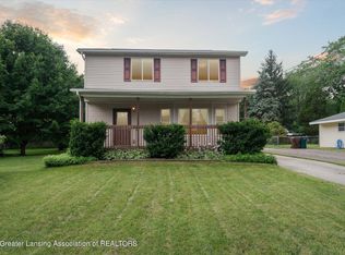2425 Dunlap St, Lansing, MI 48911