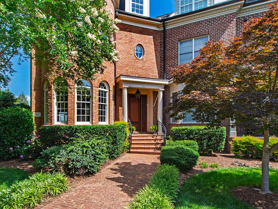 1st image of 319 Circle Park Pl