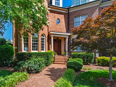 319 Circle Park Pl, Chapel Hill, NC, 27517