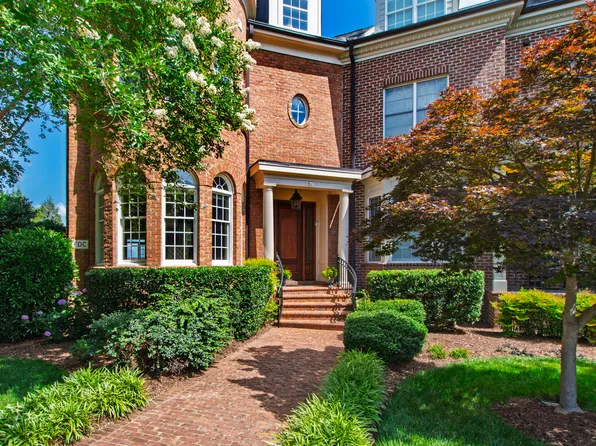 319 Circle Park Pl, Chapel Hill, NC 27517