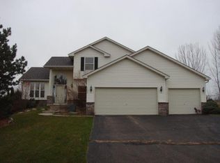 7200 132nd Cir W, Savage, MN 55378