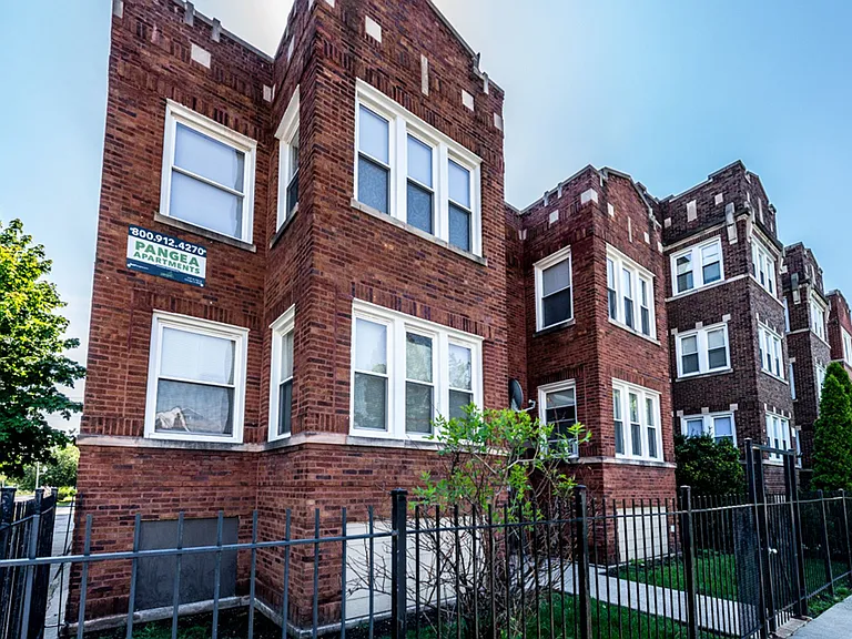 8001-03 S Carpenter St #1017-1021 — Photo 10